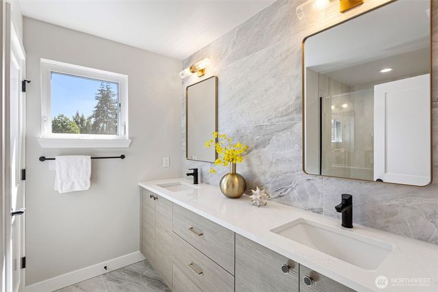 4116 NE 60th Street, Seattle, WA 98115