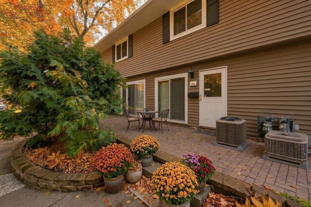 2325 Hampshire Avenue S, Saint Louis Park, MN 55426 — exterior