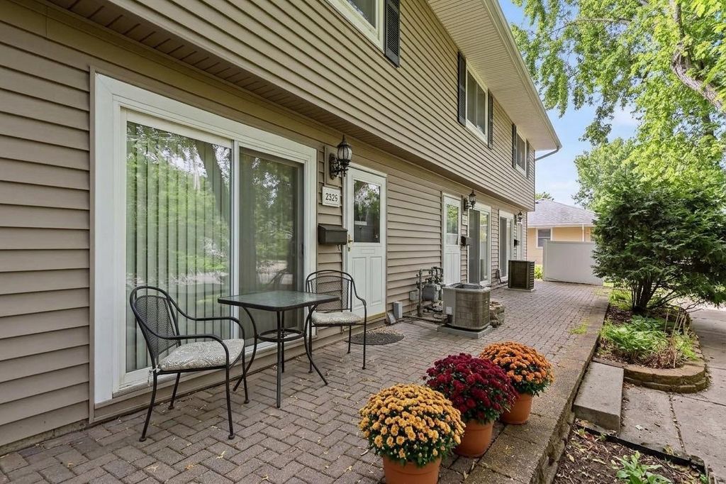 2325 Hampshire Avenue S, Saint Louis Park, MN 55426 — photo 2