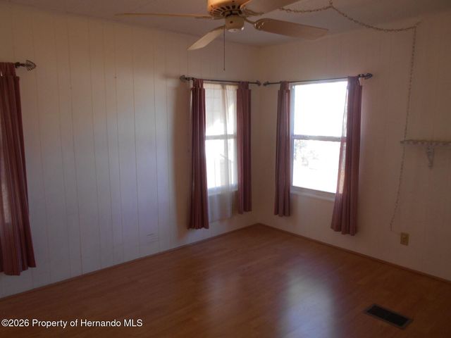 14211 Edmonds Street, Brooksville, FL 34613