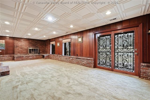 1329 Pennsylvania Avenue, St Albans, WV 25177