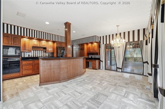 1329 Pennsylvania Avenue, St Albans, WV 25177