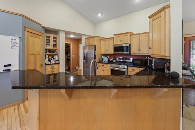 40 86th Street NW, Rice, MN 56367