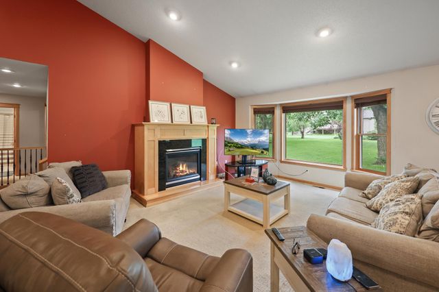 40 86th Street NW, Rice, MN 56367