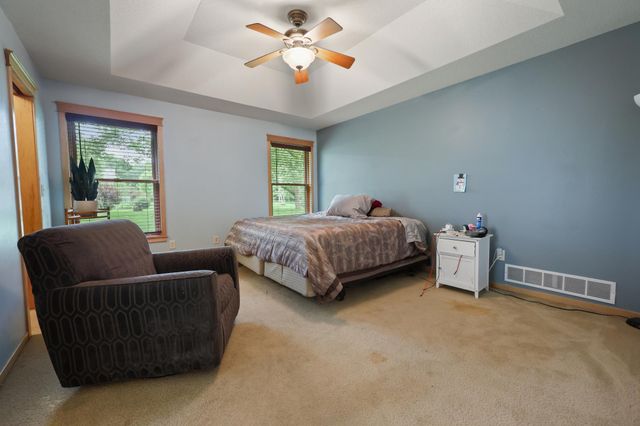 40 86th Street NW, Rice, MN 56367
