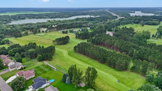 40 86th Street NW, Rice, MN 56367