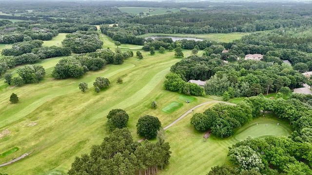 40 86th Street NW, Rice, MN 56367