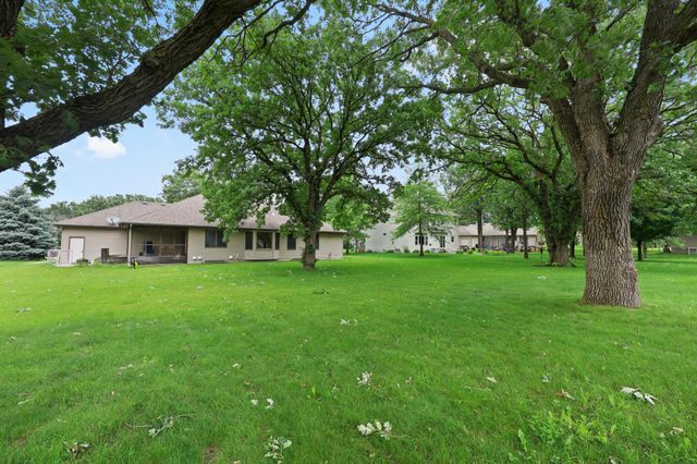 40 86th Street NW, Rice, MN 56367
