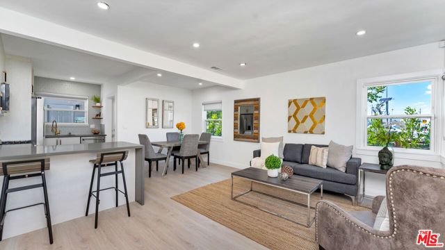 6763 Case Avenue, North Hollywood (los Angeles), CA 91606