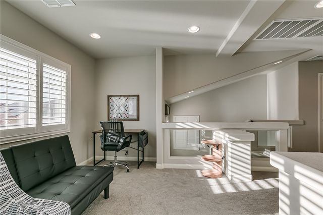 10072 Kangaroo Island Court, Las Vegas, NV 89141