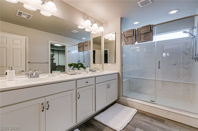 10072 Kangaroo Island Court, Las Vegas, NV 89141