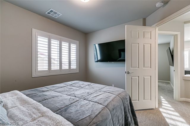 10072 Kangaroo Island Court, Las Vegas, NV 89141