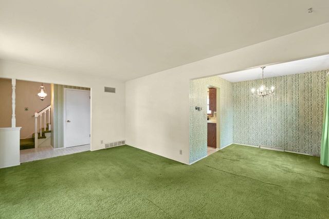 1804 Hemit AVENUE, Waukesha, WI 53189