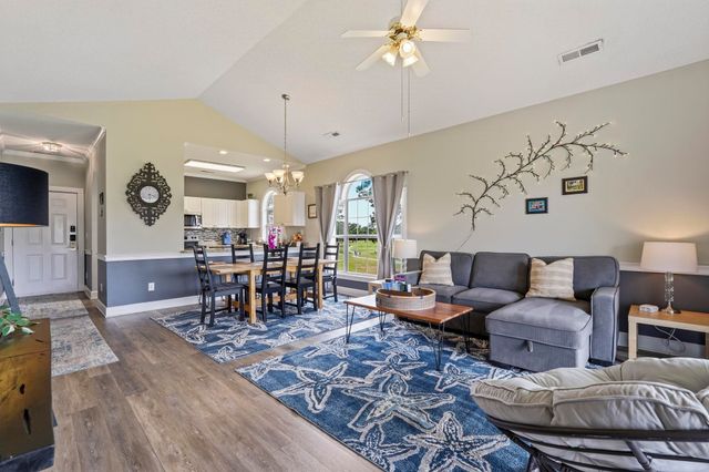 4673 Wild Iris Dr Apt 301, Myrtle Beach, SC 29577