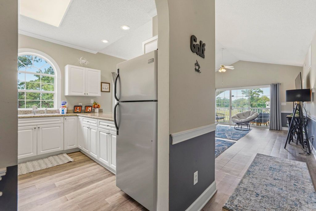 4673 Wild Iris Dr Apt 301, Myrtle Beach, SC 29577 — photo 3