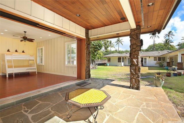 1116 Kealaolu Avenue, Honolulu, HI 96816