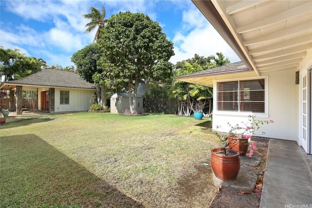 1116 Kealaolu Avenue, Honolulu, HI 96816