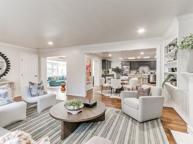 1804 Guilford Lane, Nichols Hills, OK 73120