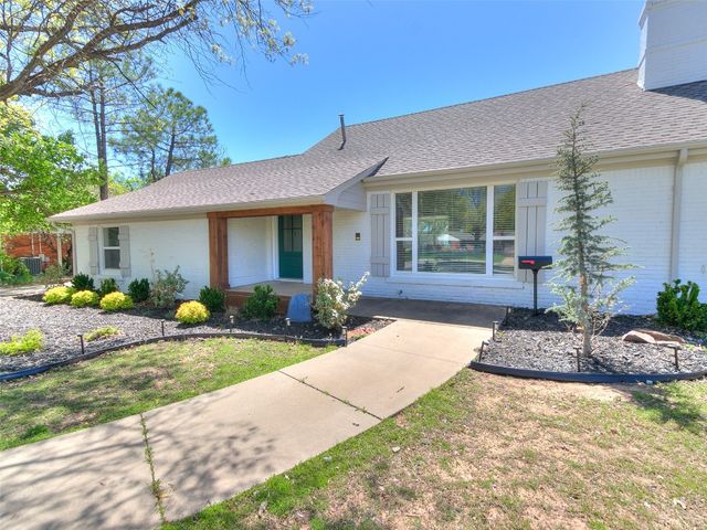 1804 Guilford Lane, Nichols Hills, OK 73120