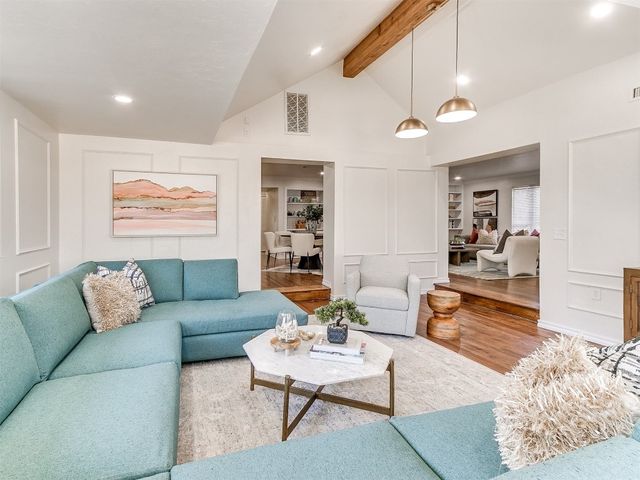1804 Guilford Lane, Nichols Hills, OK 73120