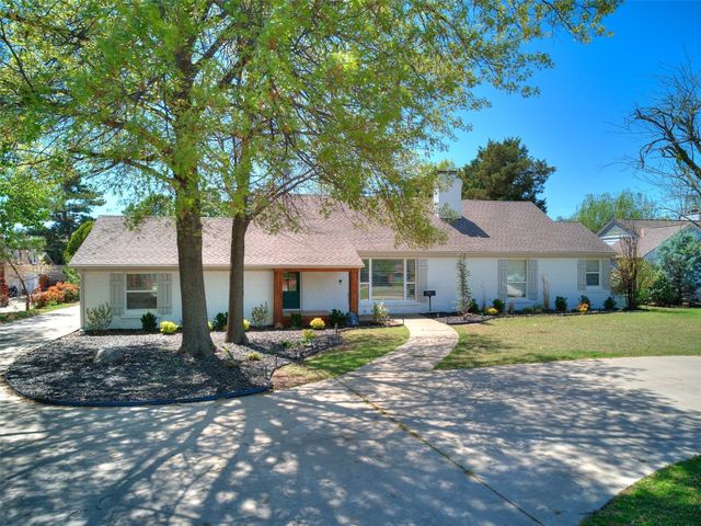 1804 Guilford Lane, Nichols Hills, OK 73120