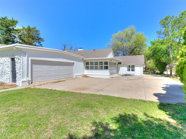 1804 Guilford Lane, Nichols Hills, OK 73120