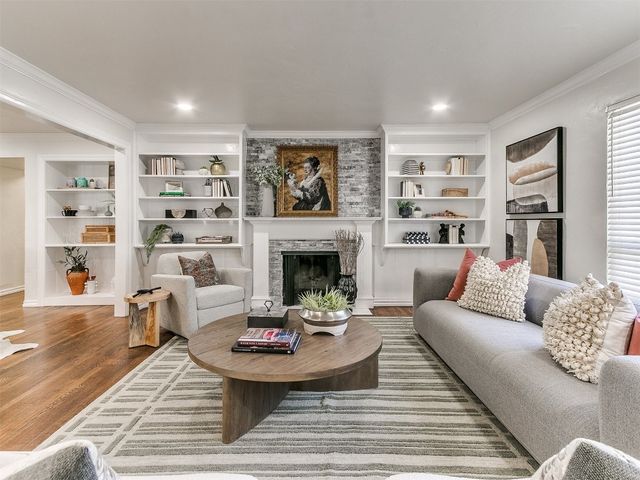 1804 Guilford Lane, Nichols Hills, OK 73120