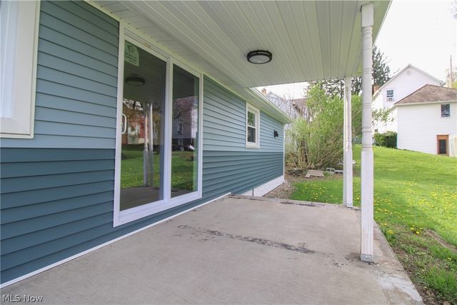43 Washington Street, East Palestine, OH 44413