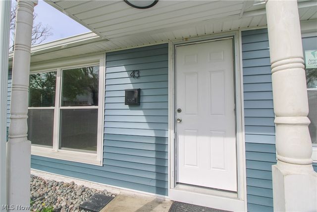 43 Washington Street, East Palestine, OH 44413