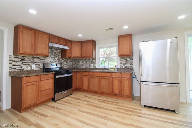 43 Washington Street, East Palestine, OH 44413