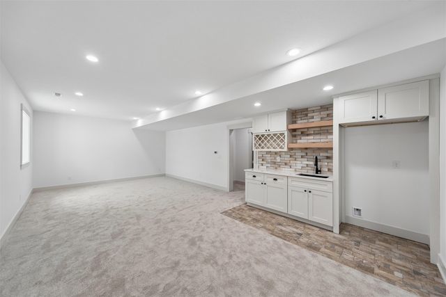 4081 NW 181st Street, Clive, IA 50325