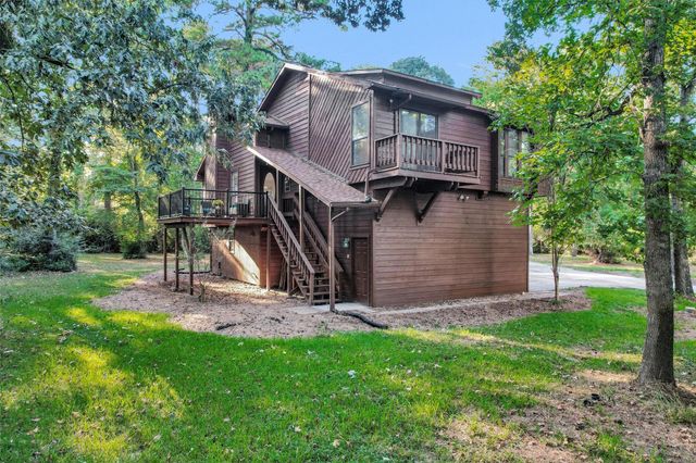 16 Creek Forest Lane, Conroe, TX 77384