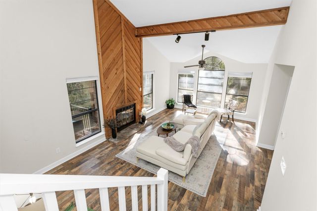 16 Creek Forest Lane, Conroe, TX 77384