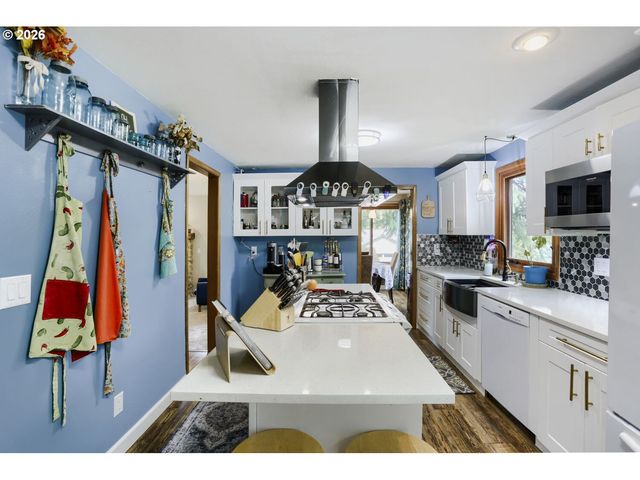 6910 Sw POTOMAC St, Tualatin, OR 97062