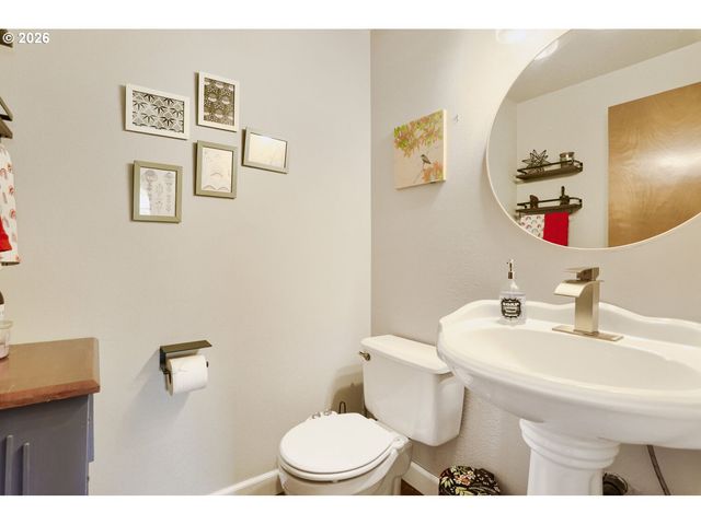 6910 Sw POTOMAC St, Tualatin, OR 97062