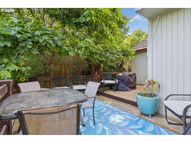 6910 Sw POTOMAC St, Tualatin, OR 97062