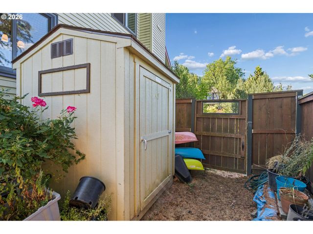 6910 Sw POTOMAC St, Tualatin, OR 97062