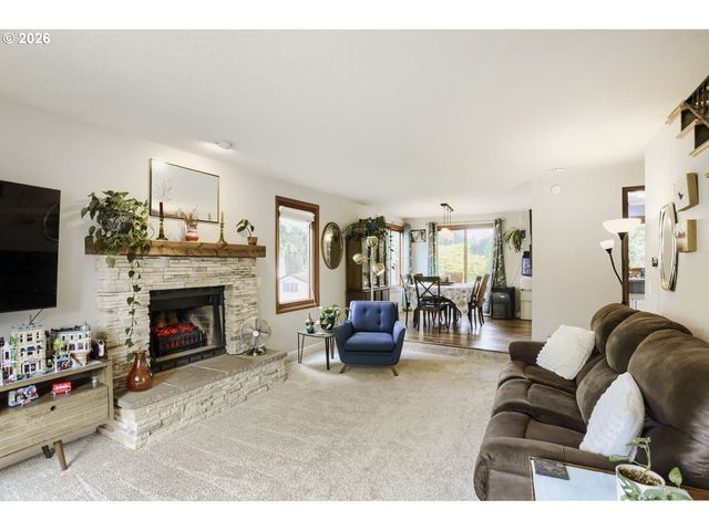 6910 Sw POTOMAC St, Tualatin, OR 97062