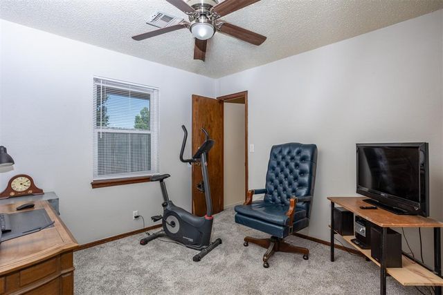 320 E Elder Lane, Mustang, OK 73064