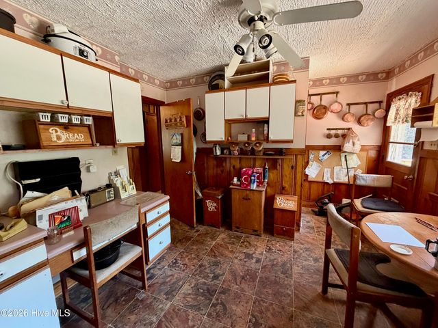 1825 Hollis Avenue, North Augusta, SC 29841
