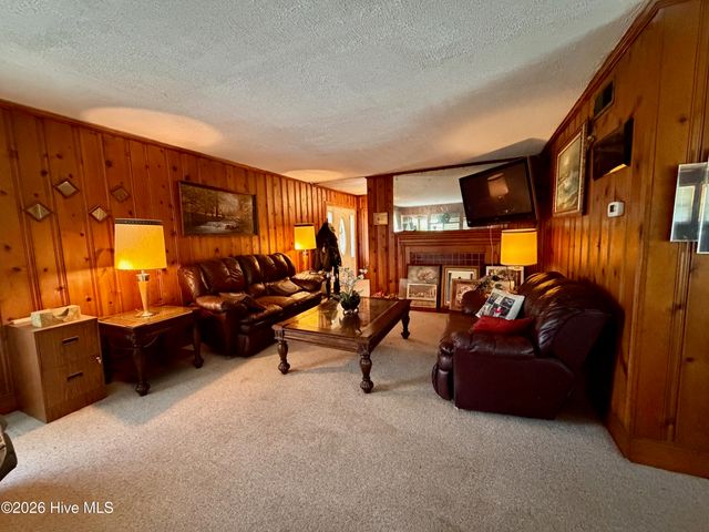 1825 Hollis Avenue, North Augusta, SC 29841