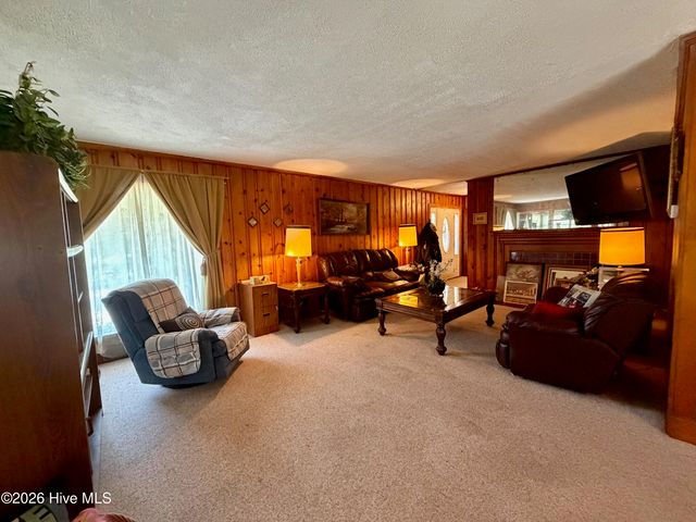 1825 Hollis Avenue, North Augusta, SC 29841