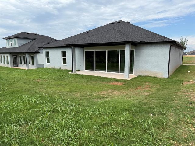 14537 Astor Lane, Yukon, OK 73099