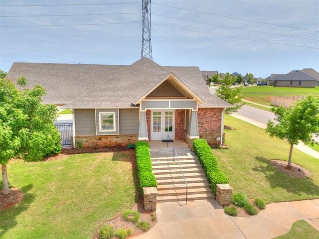 14537 Astor Lane, Yukon, OK 73099