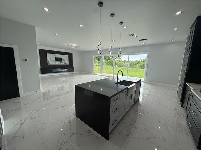 14537 Astor Lane, Yukon, OK 73099