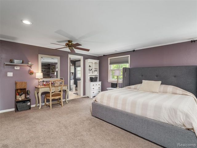 2143 Avoncrest Drive, Rochester Hills, MI 48309
