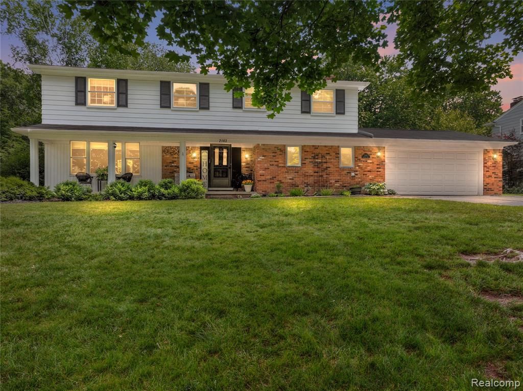 2143 Avoncrest Drive, Rochester Hills, MI 48309