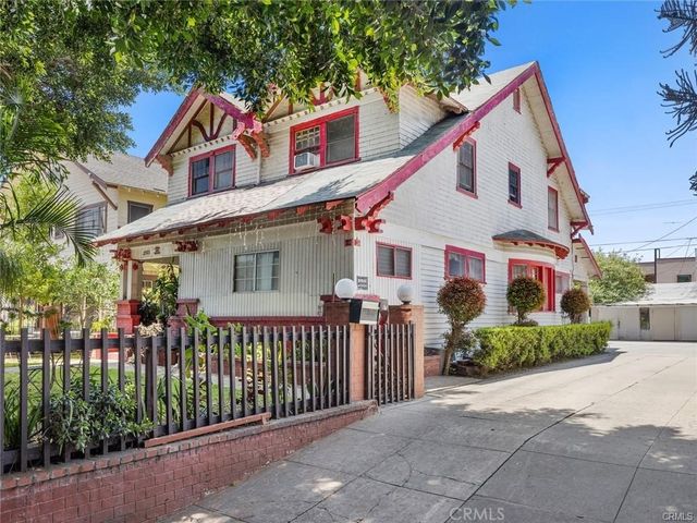 2921 Kenwood Avenue, Los Angeles, CA 90007