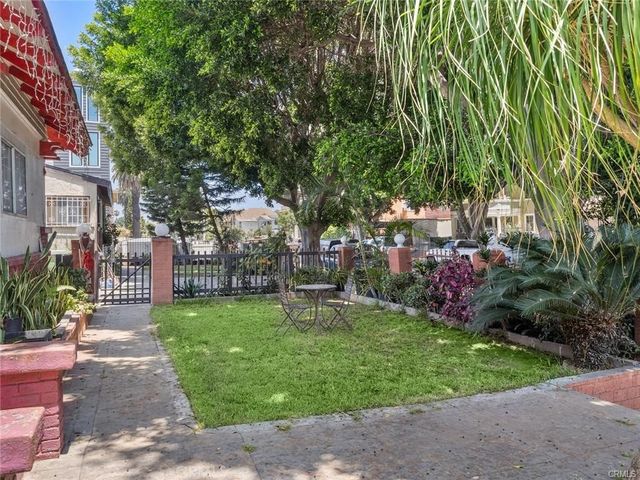 2921 Kenwood Avenue, Los Angeles, CA 90007