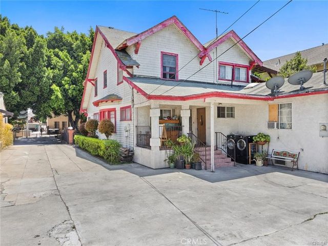 2921 Kenwood Avenue, Los Angeles, CA 90007